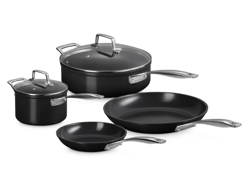 Le Creuset Essential Kochgeschirrset Keramik-Antihaft 4tlg