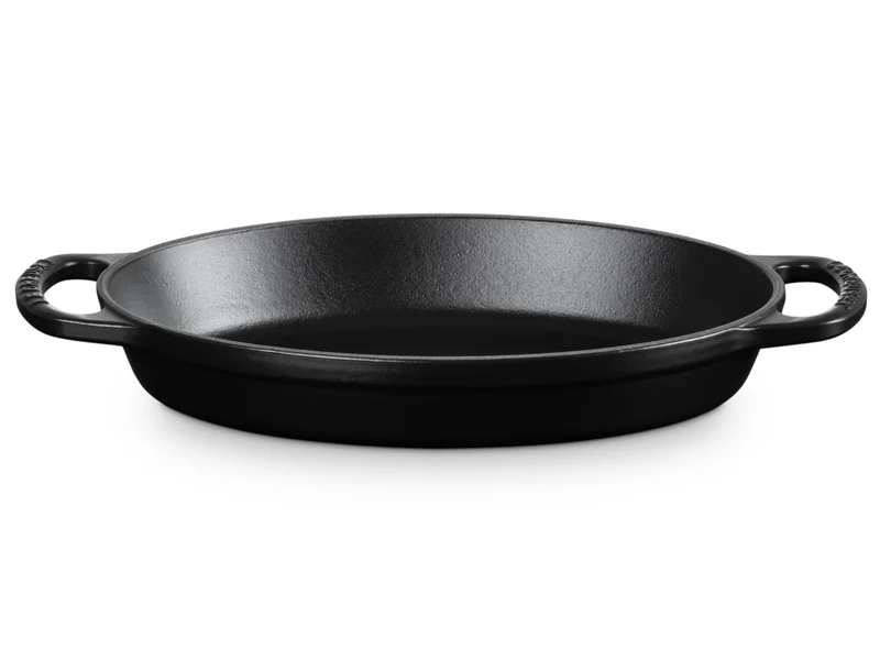 Le Creuset Backform Signature oval schwarz matt 24cm